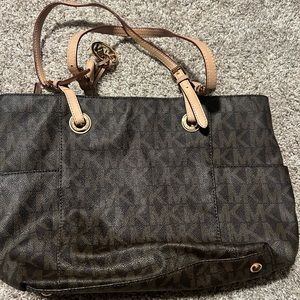 Michael Kors Shoulder Bag